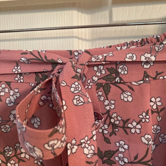 Loft Pink with Flower Print Lined Skirt - EUC - Picture 2 of 6